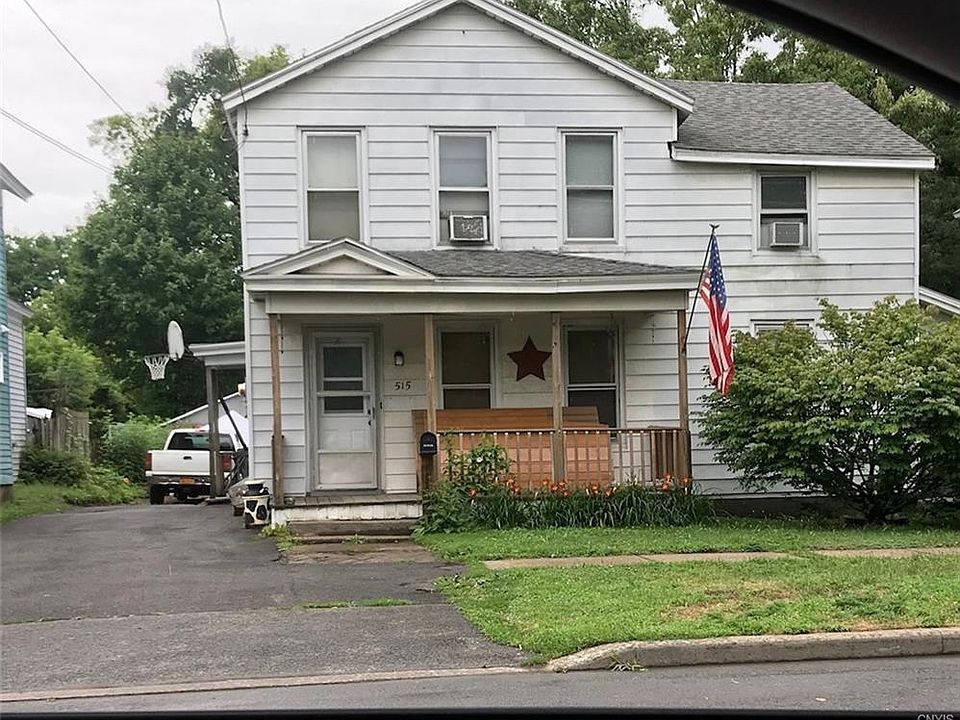 2nd image of 515 W Liberty St