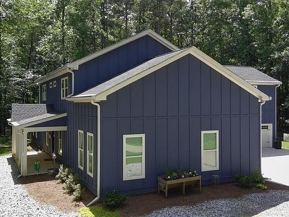 3rd image of 2850 Willow Bend Dr