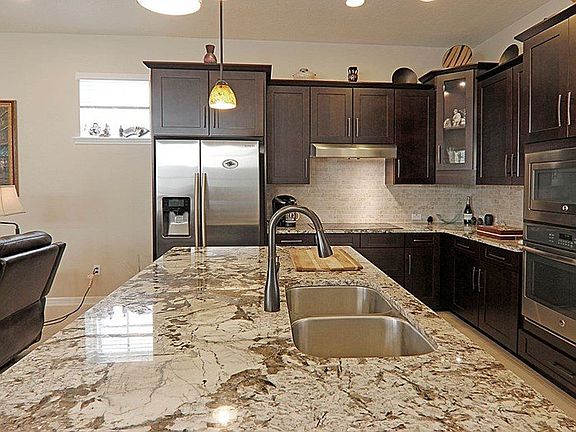 The Odair - Kitchen