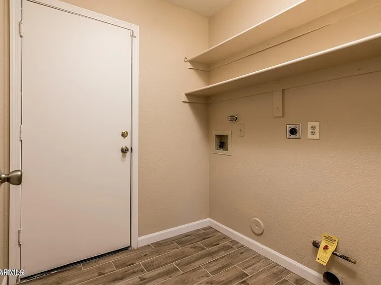8564 W Ocotillo Rd — Photo 22