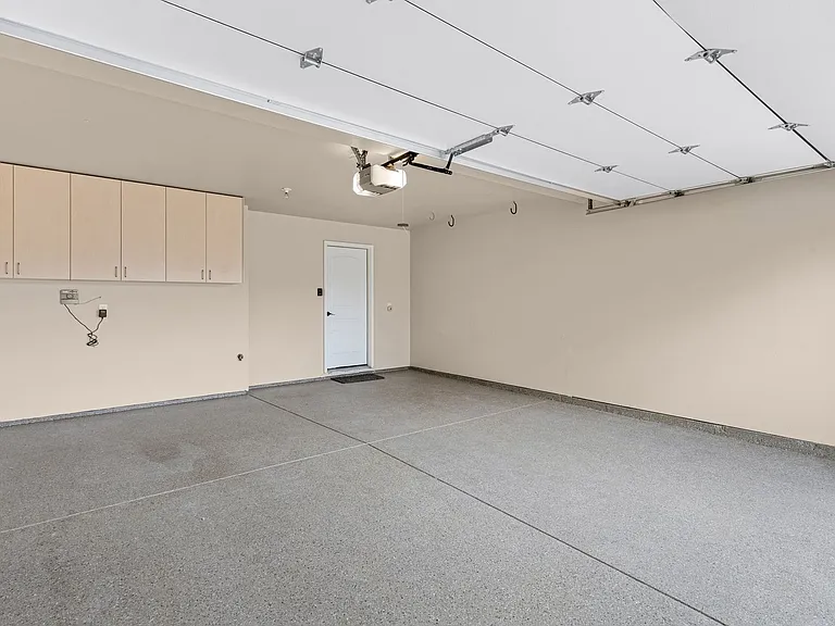 4227 Date St — Photo 13
