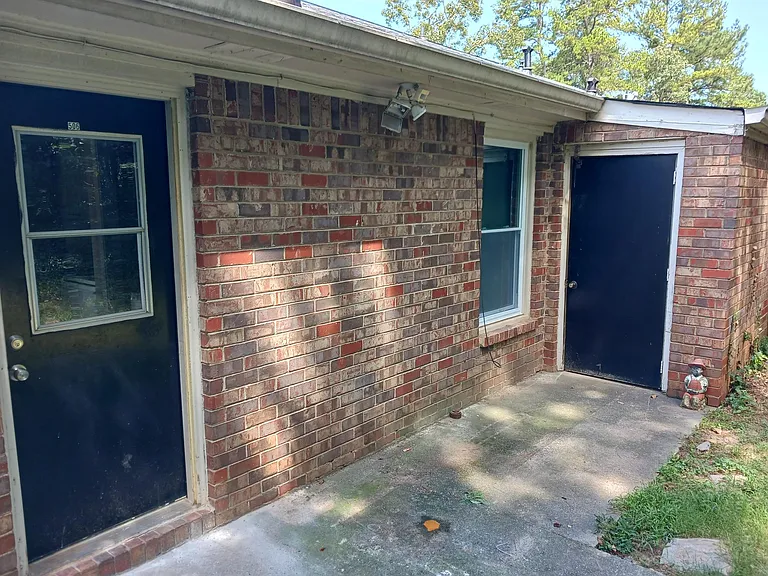 506 Charleston Ln — Photo 15