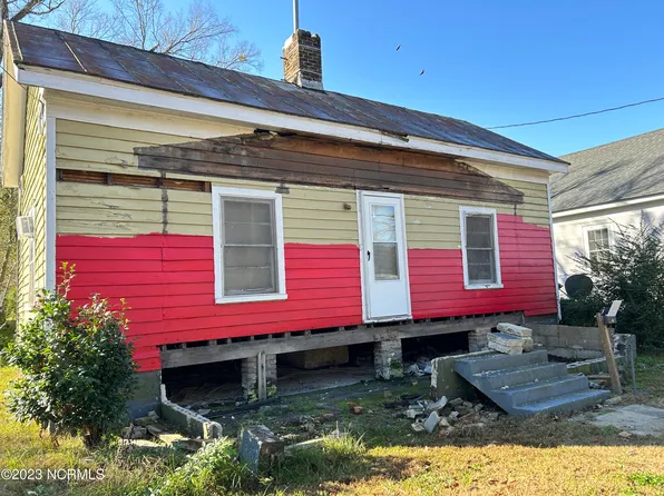 512 E 9th Street, Scotland Neck, NC 27874