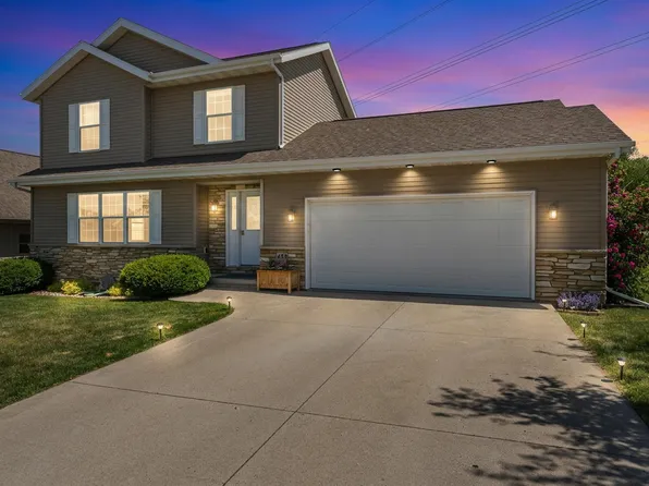 455 S Country Ln, Fond Du Lac, WI 54935