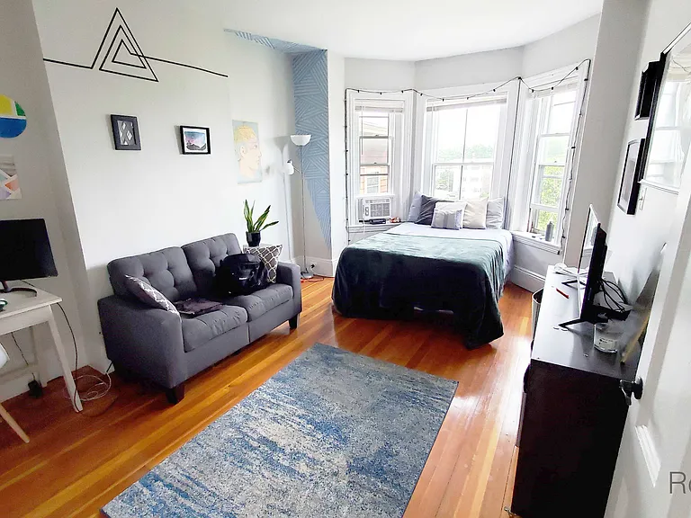 36 Beacon St #3 — Photo 19
