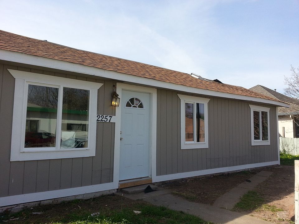 1st image of 2257 Boxwood St