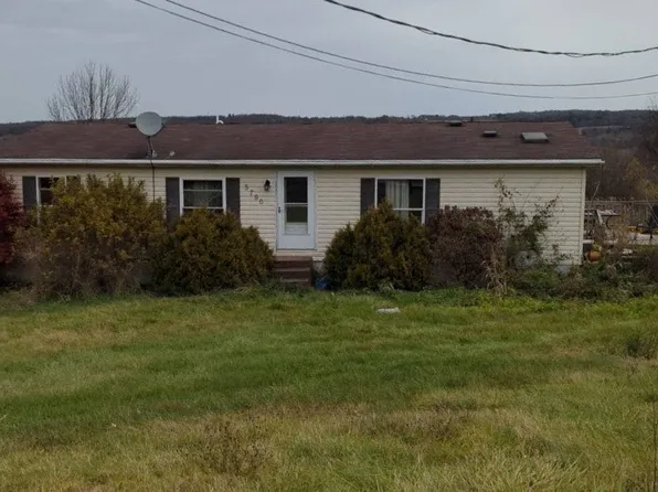 5790 West Rd, Munnsville, NY 13409