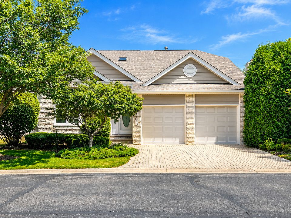 1st image of 842 Turnberry Ln