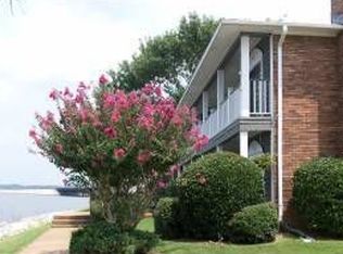 60 Lake Barnett Dr, Brandon, MS 39047