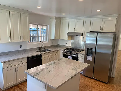 636 Madison Ave Photo 1
