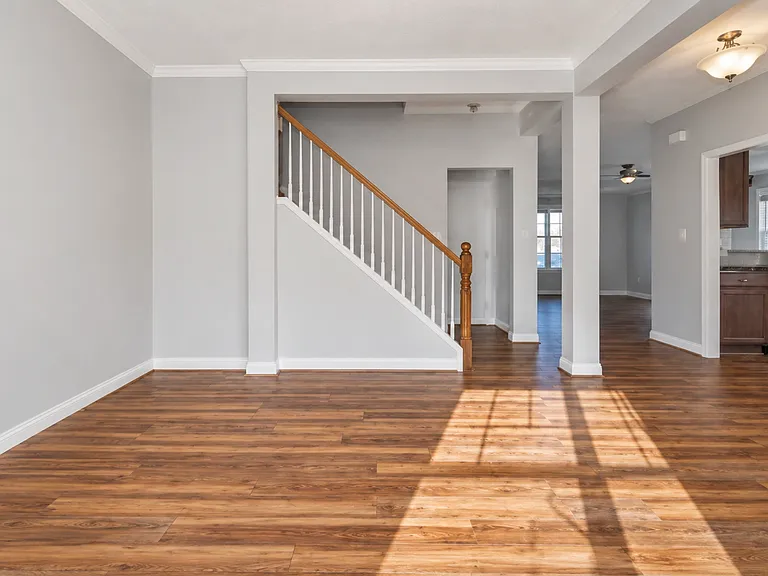 1663 Briarfield Rd — Photo 5