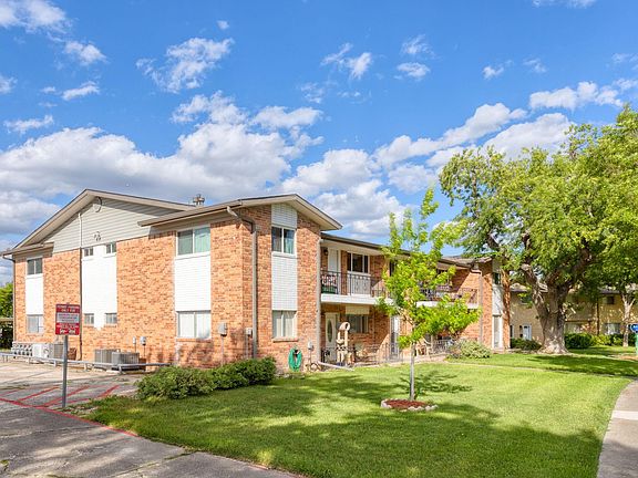 2nd image of 201 W Silver Sands Dr APT 8