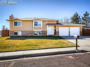 4240 Chenango Dr, Colorado Springs, CO 80911