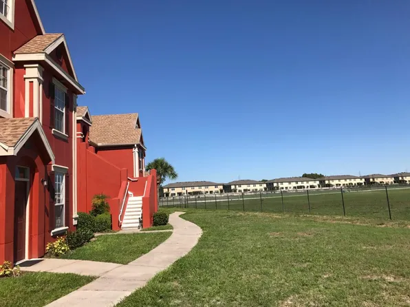 10554 White Lake Ct, Tampa, FL 33626