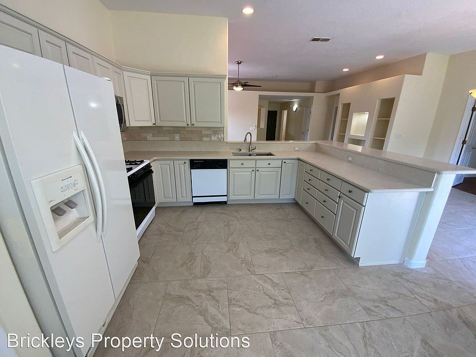 1st image of 10908 Bromley Ct NW
