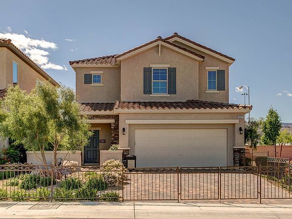 1532 Hacienda Exterior