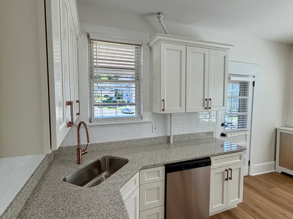 144 E Columbus Ave #146, Pittston, PA 18640