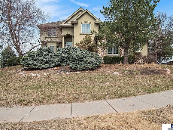 2nd image of 103 S 173rd Avenue Cir