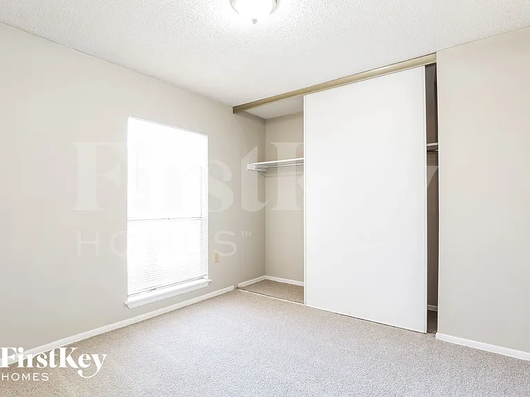 10232 Flatland Trl — Photo 13
