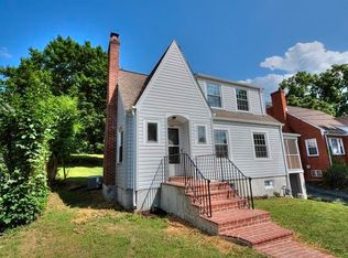 1411 Springhill Rd, Staunton, VA 24401