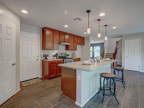 3rd image of 10838 E Crescent Ave