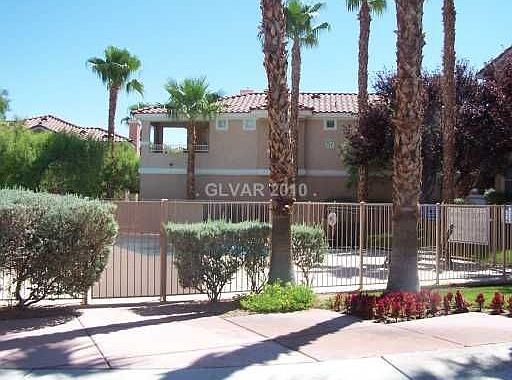 4th image of 251 S Green Valley Pkwy Unit 5721