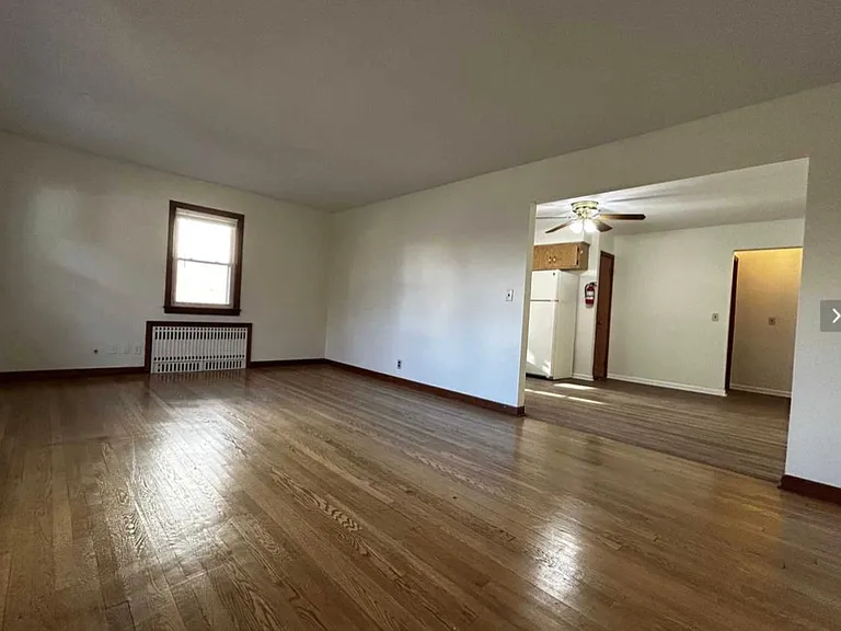 34 Burns Ave #1 — Photo 6
