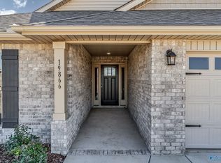 15368 Springbrook Trce, Athens, AL 35611