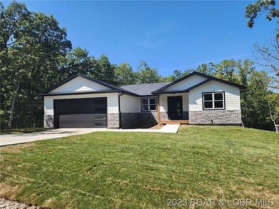 81 Morningside Dr, Sunrise Beach, MO, 65079