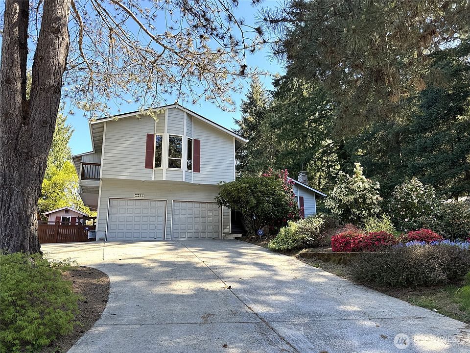 1st image of 2318 NE Brookview Drive
