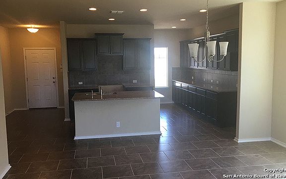 2nd image of 13723 Granbury Fld