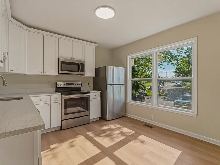 55 Oak Crest Ct — Photo 7