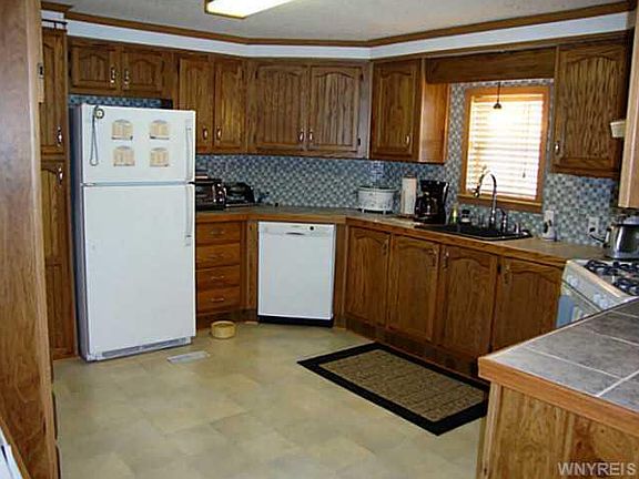 3rd image of 2 Blue Water Ct