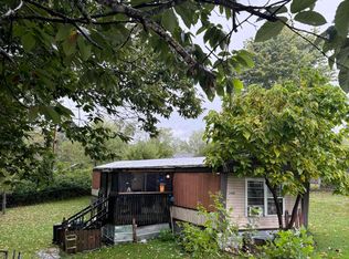 2456 Summerlee Rd, Oak Hill, WV 25901
