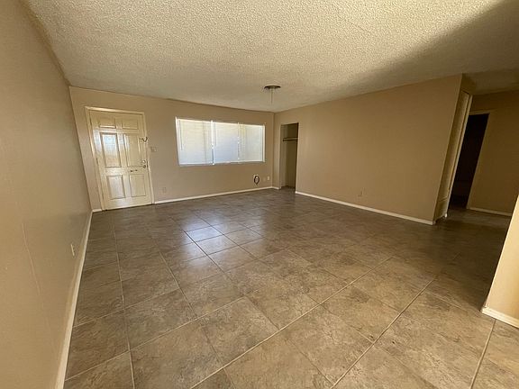 2nd image of 900 Lamont St APT 20