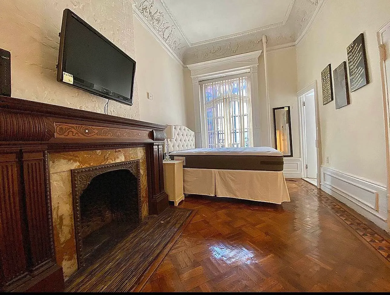 33 West 76th Street — Photo 1