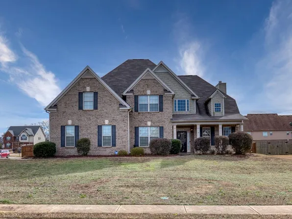 5 Honor Dr, Fort Mitchell, AL 36856