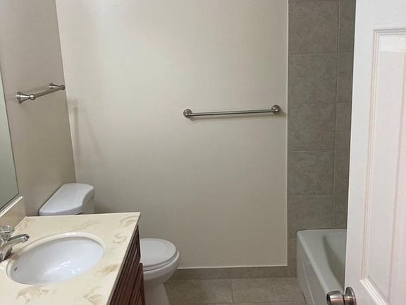 3rd image of 502 Jeffery Ave #1-3