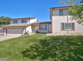 5305 N Sky Vista Ave, Yakima, WA 98901