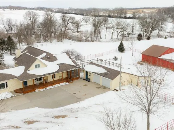 1400 N Woodlawn Ave, Lake City, IA 51449