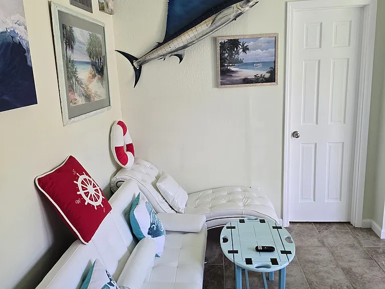 125 Sherwood Ave — Photo 39