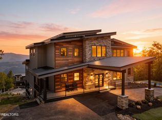3026 Tower Rd, Sevierville, TN 37876