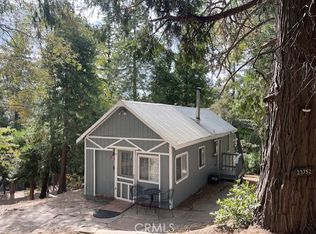 23752 Inspiration Rd, Crestline, CA 92325