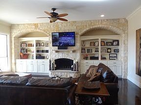 2nd image of 1208 Windstone Dr