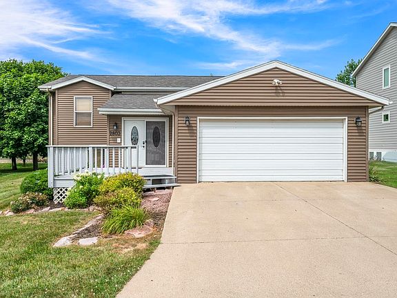 2nd image of 2803 Sportsmans Dr