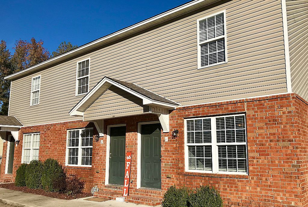 3318 N Detroit Ave, Russellville, AR 72802 Zillow