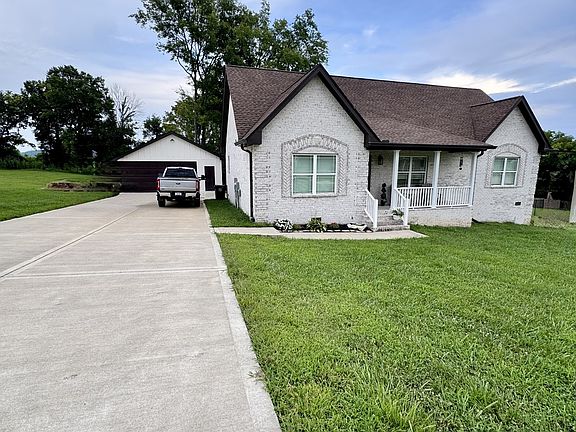 3rd image of 180 Mockingbird Ln