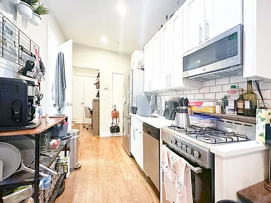 Rented by Compass | media 5