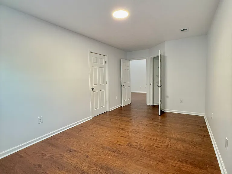 500 Wellington Gardens Dr — Photo 26