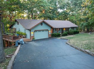 18577 Melrose Woods Dr, Glencoe, MO 63038